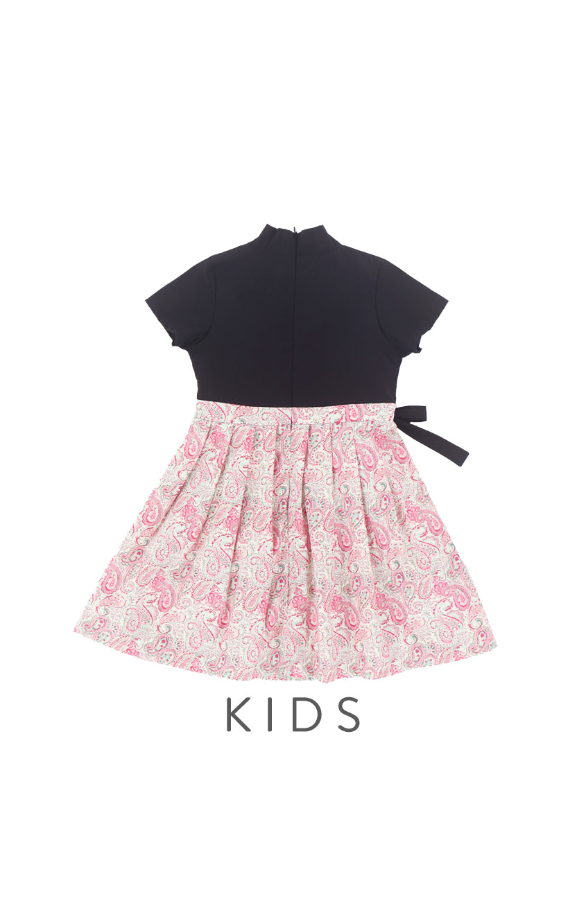 GIRLS The Black Pink Hanbok