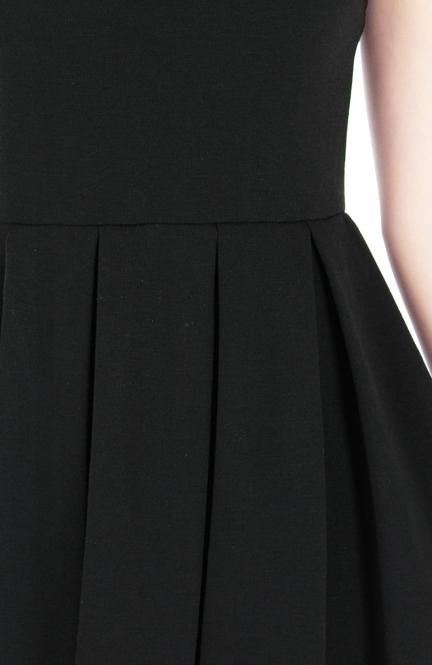 ‘Audrey Hepburn’ PETITE Flare Dress - Noir Black