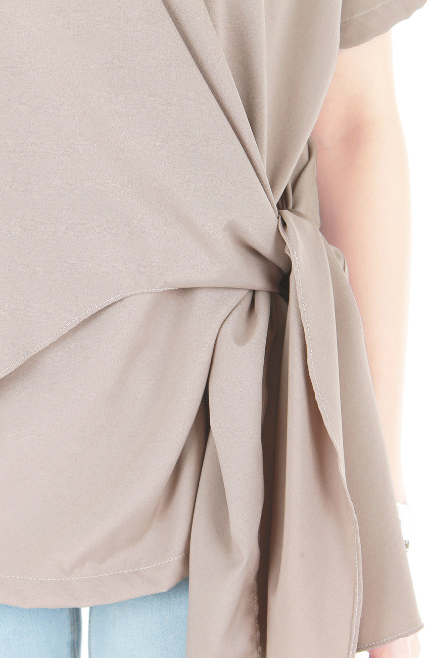 Decorator in Demand Blouse - Taupe