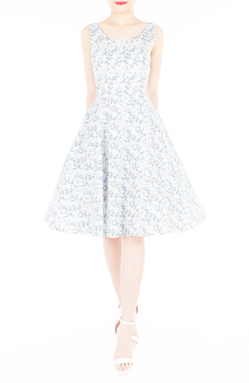 Delicate Kinmokusei Flare Midi Dress - White
