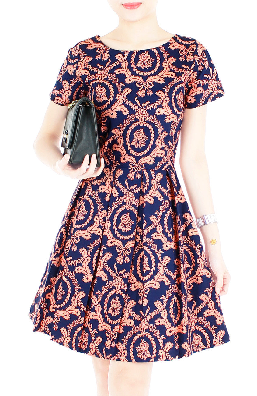 Exquisite Baroque Flare Dress with Short Sleeves