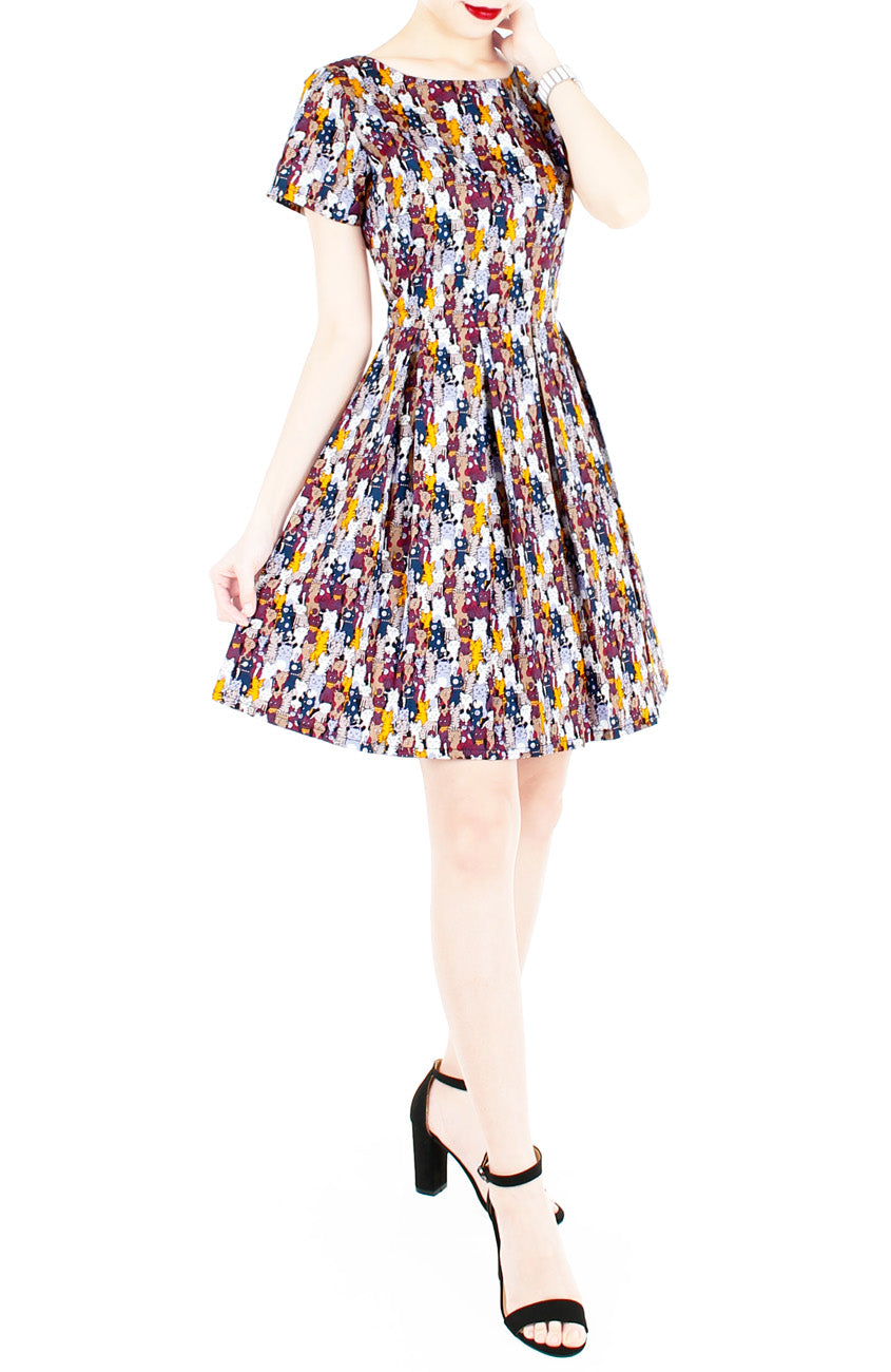 Purrfect-Style Flare Dress with Short Sleeves