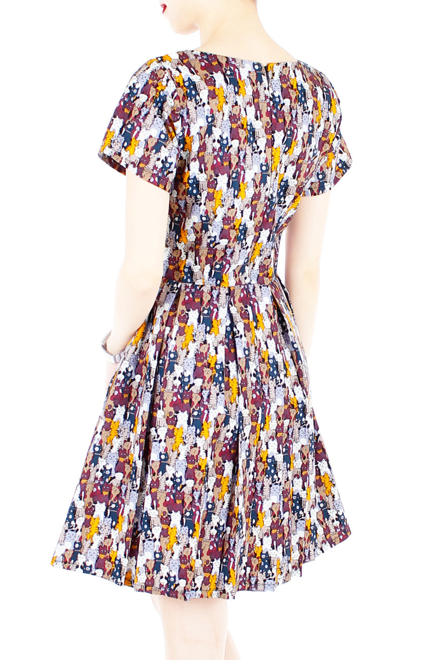 Purrfect-Style Flare Dress with Short Sleeves