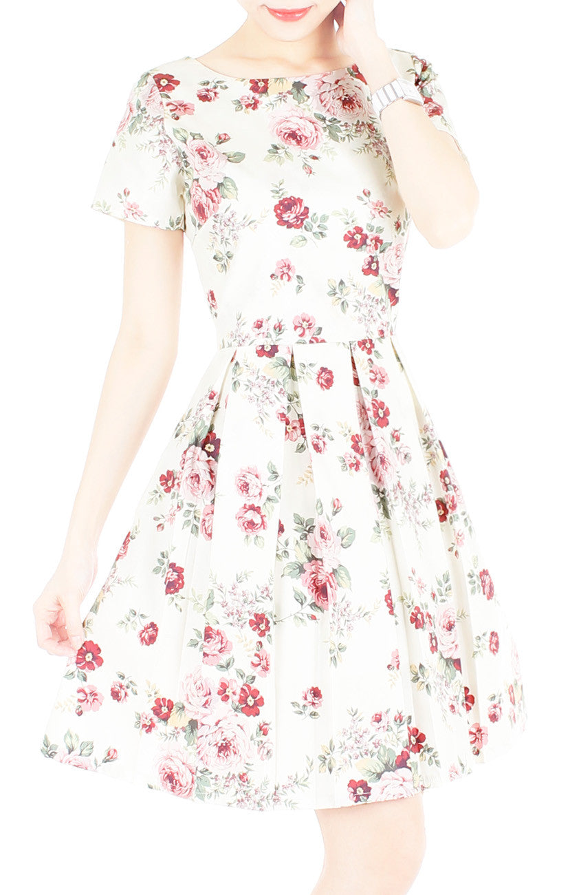 Romantic Resplendence Rose Flare Dress with Short Sleeves - Off White