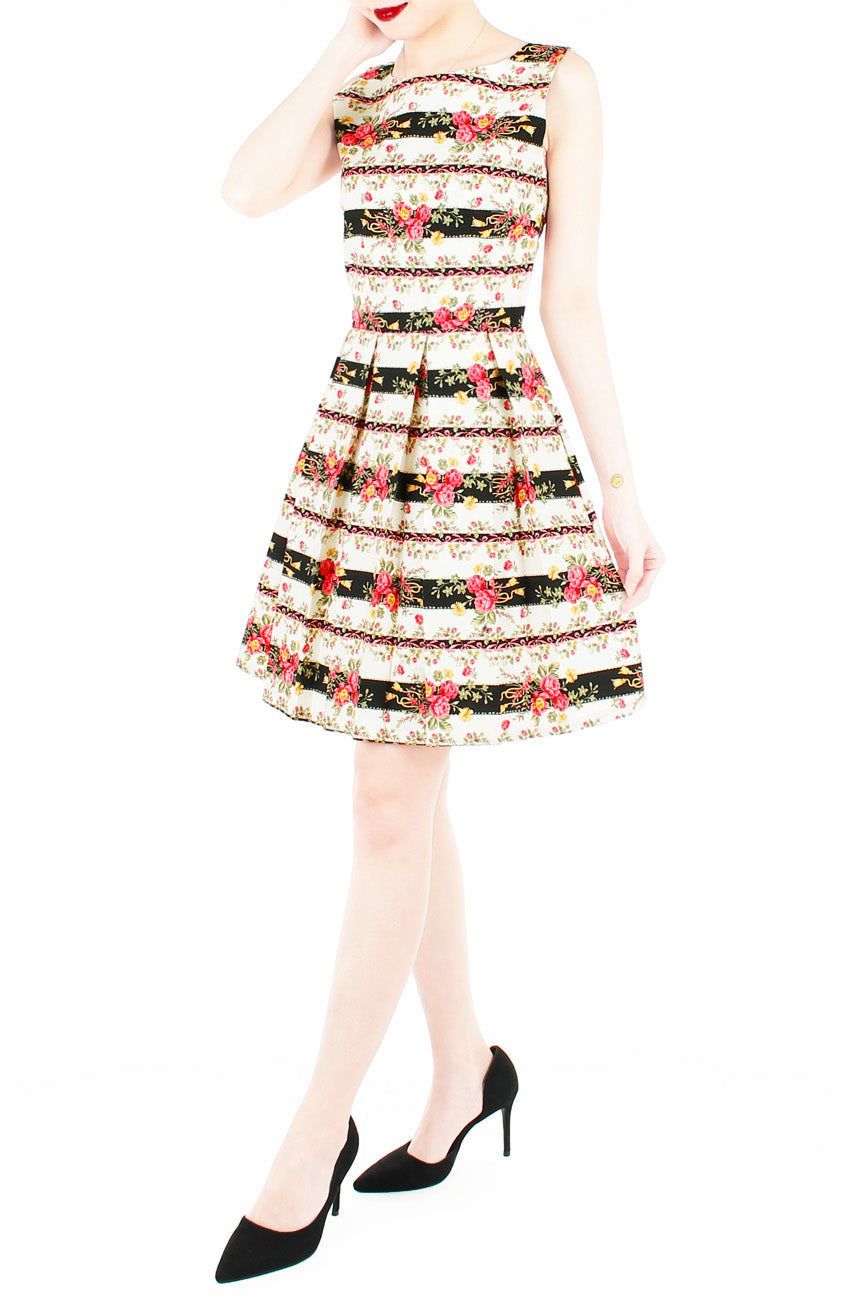 Romantic Baroque Roses Flare Dress - Red Rose