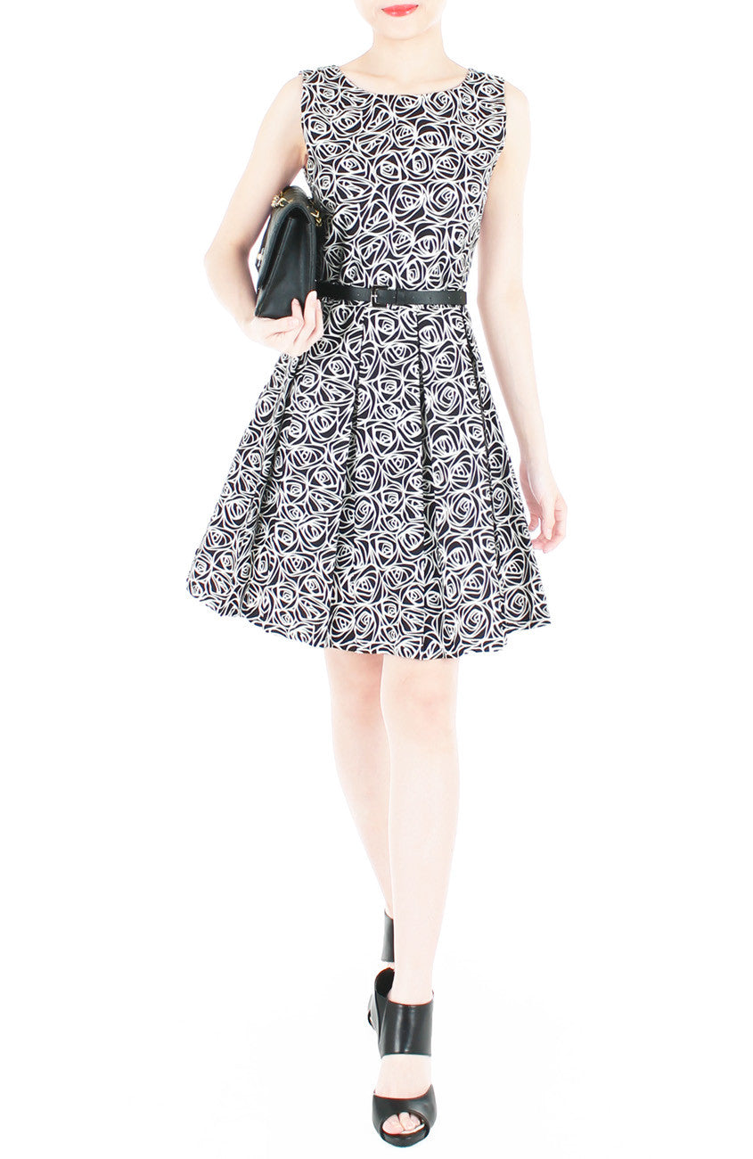 Roses Rendezvous Flare Dress - Black