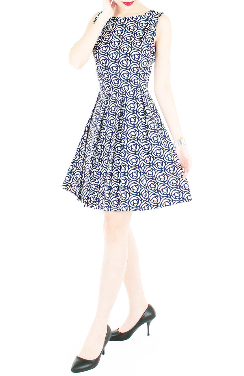Roses Rendezvous Flare Dress - White