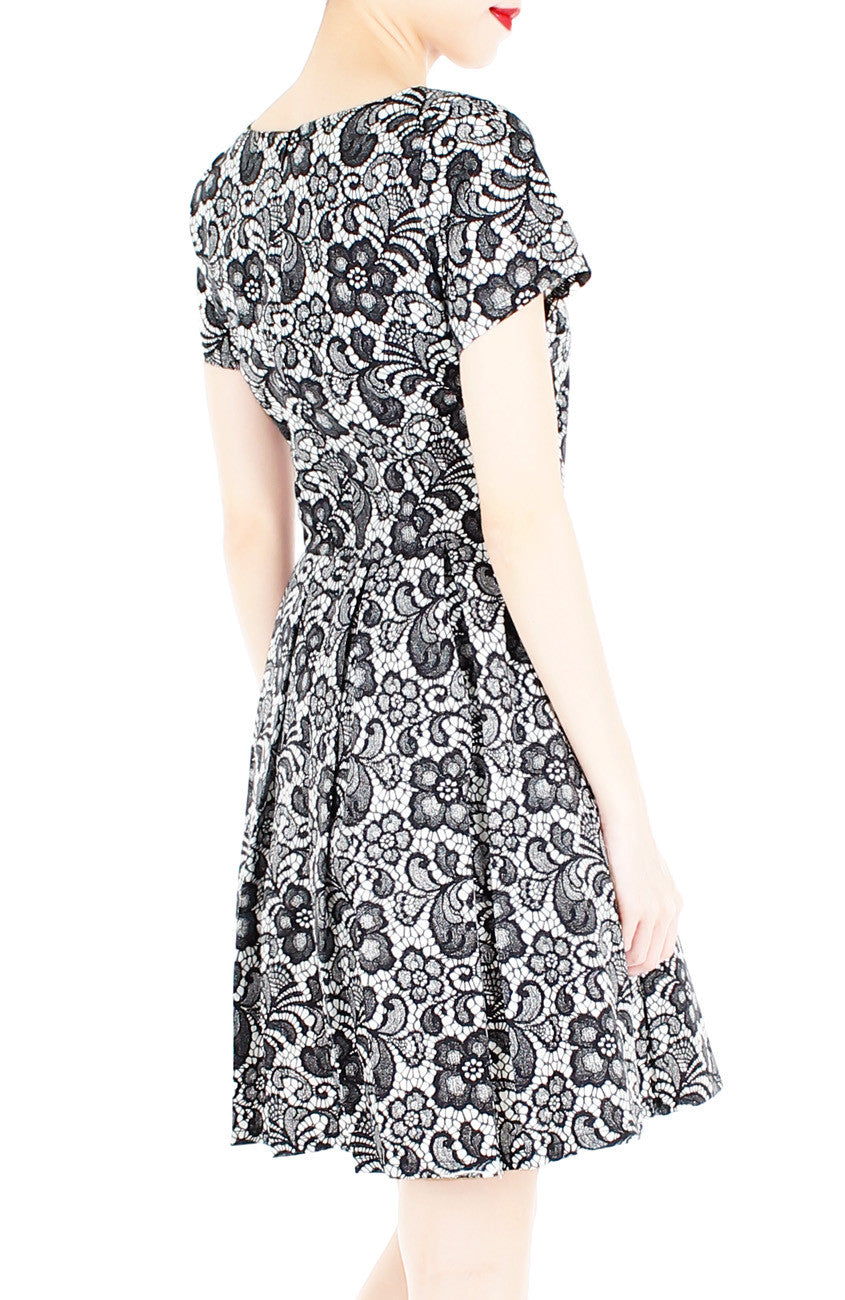 Sophisticated Specialty Lace Flare Dress with Short Sleeves - Black