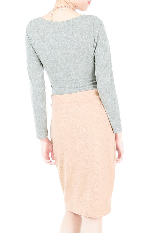Cross-City Crop Top In Long Sleeve - Stone