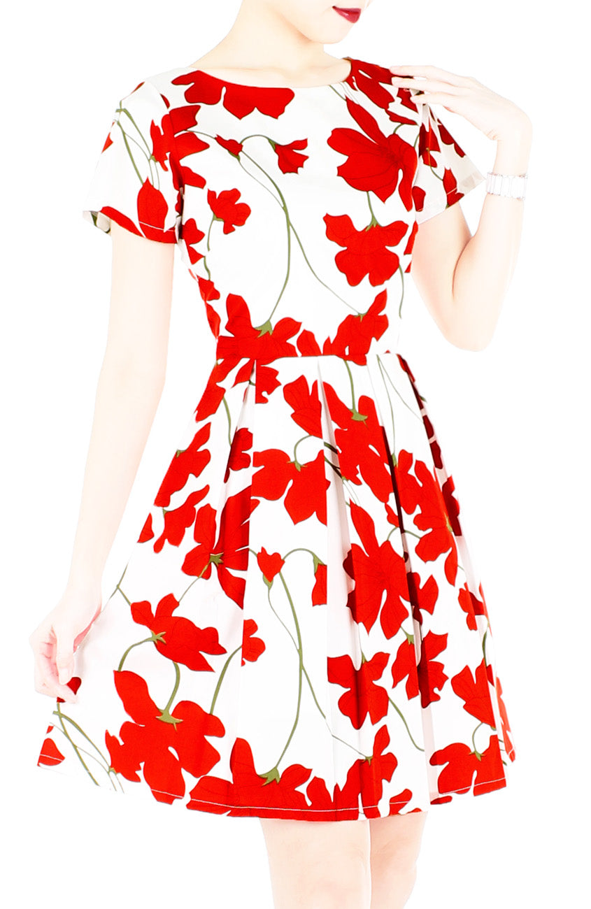 Fleur Freesia Flare Dress with Short Sleeves - Red