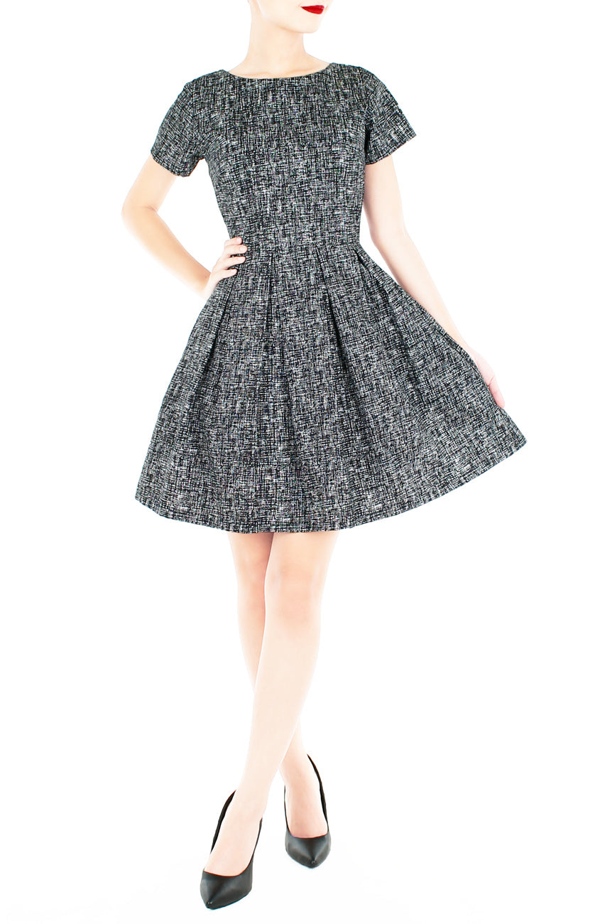Professional Posh Flare Dress with Short Sleeves - Noir Black