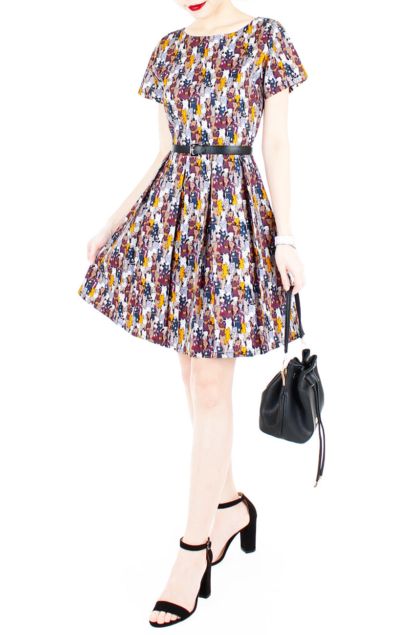Purrfect-Style Flare Dress with Short Sleeves