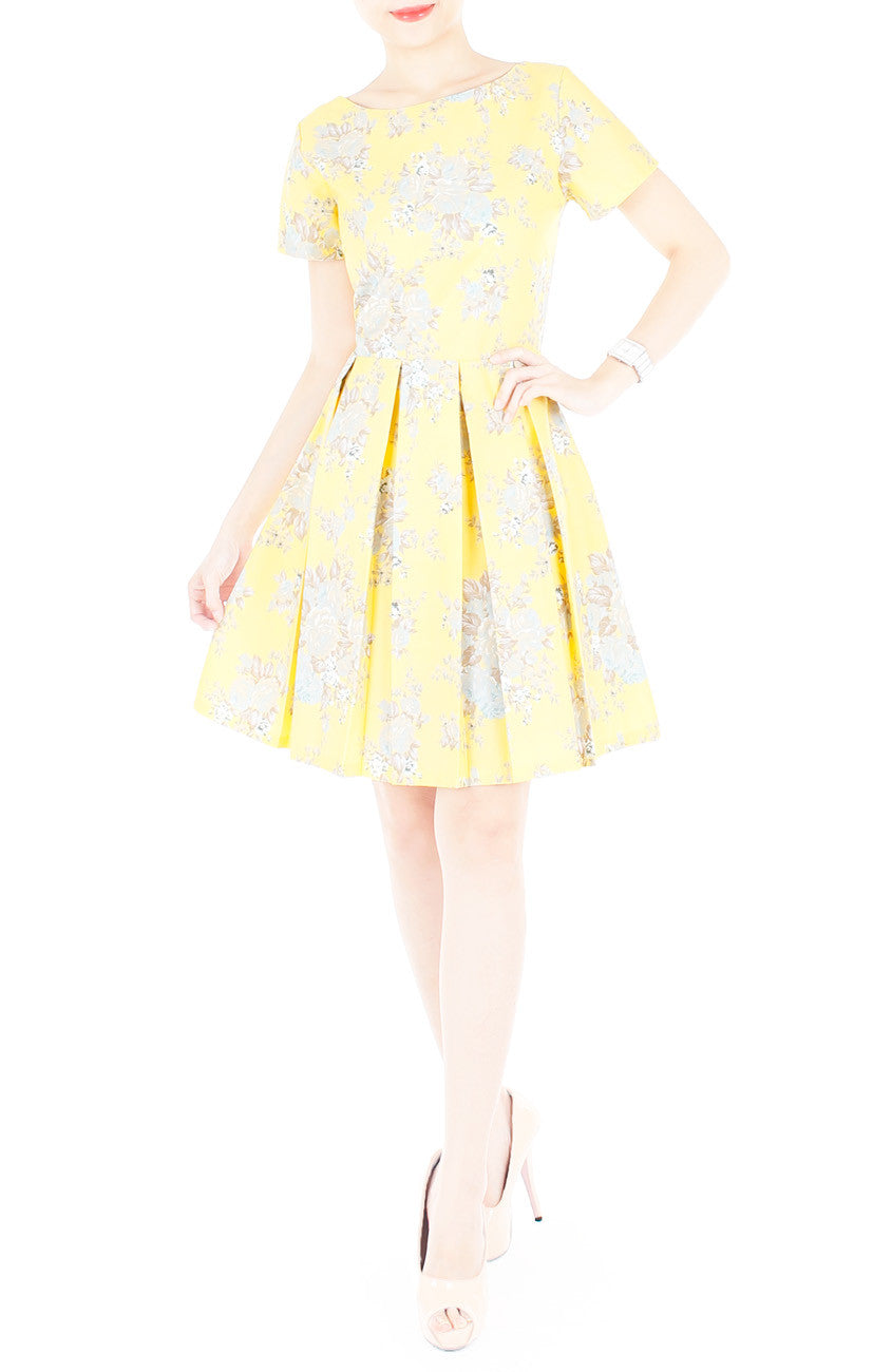 Vintage Heirloom Roses Flare Dress with Short Sleeves - Yellow