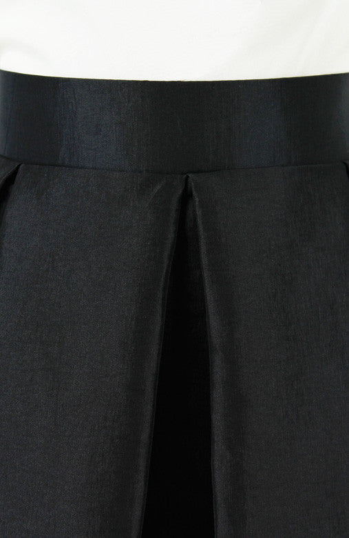 Great Grandeur Satin Skirt - Noir Black