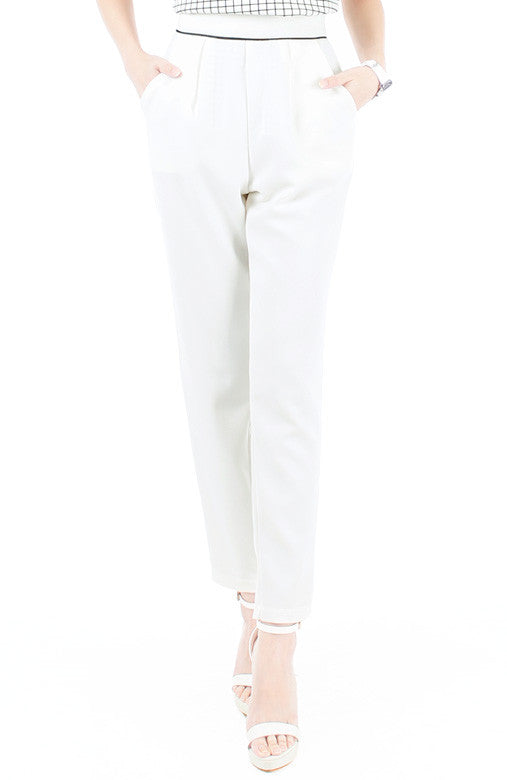 Walking On Thin Line Pleated Trousers - White