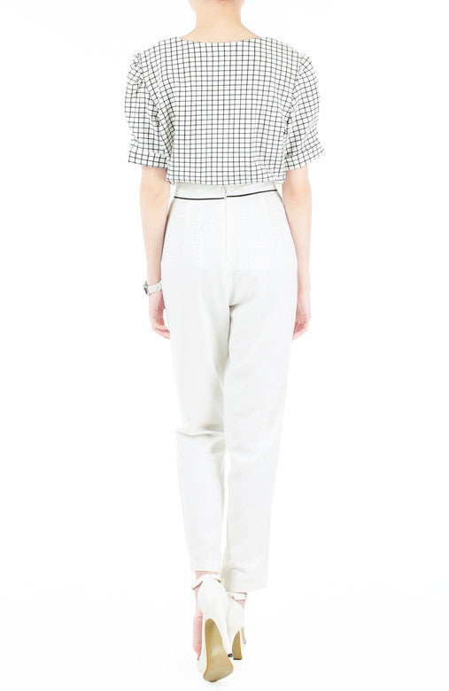 Walking On Thin Line Pleated Trousers - White